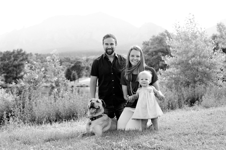 Boulder Family portrait photographer at Harlow Platts Park. - True North Photography Kira Vos (Horvath)
