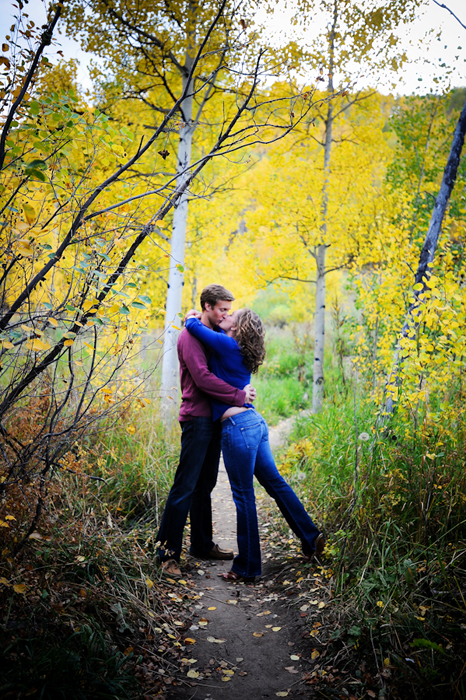 Fall engagement photography at Beaver Creek resort in Vail Colorado by Kira Horvath.