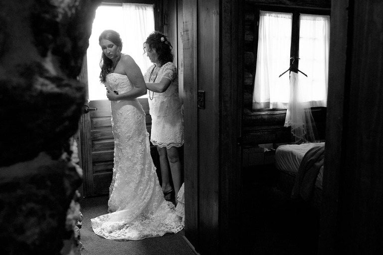 Colorado wedding photographer at the Estes Park YMCA. - True North Photography Kira Vos (Horvath)