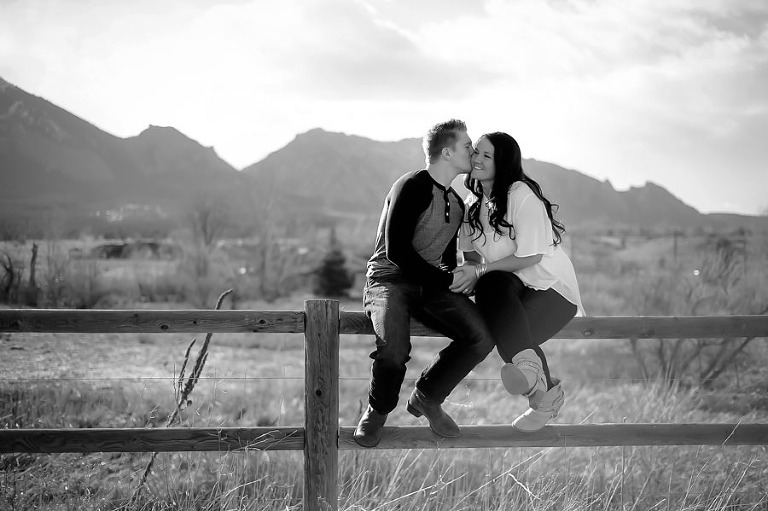 Boulder engagement session by - True North Photography Kira Vos (Horvath)