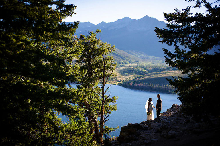 Sapphire Point elopement photos in Breckenridge, Colorado. - True North Photography Kira Vos (Horvath)