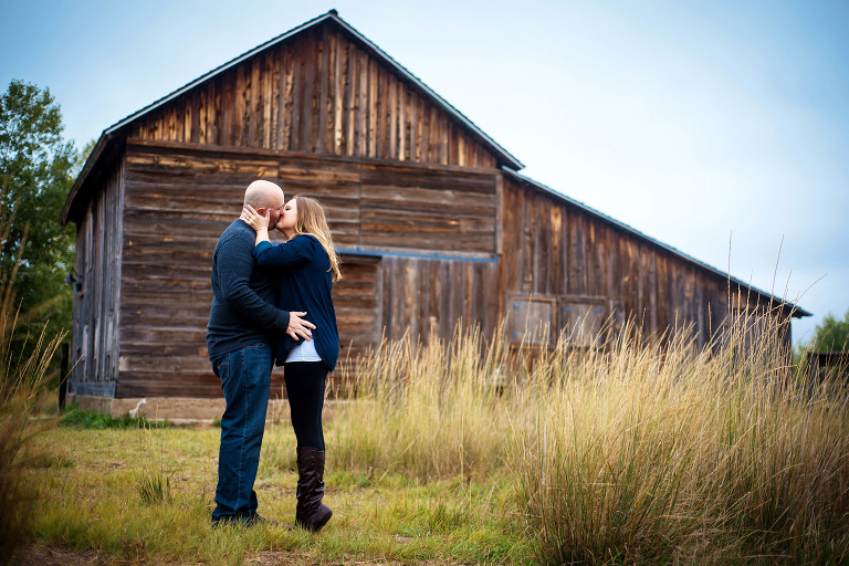 Sandstone Ranch engagement photos in the fall. - True North Photography Kira Vos (Horvath)